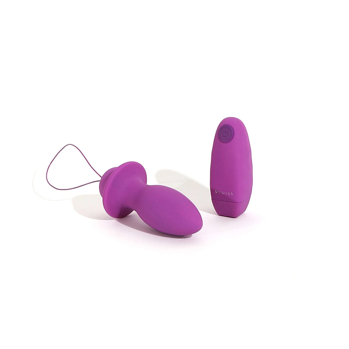 B Filled Classic Remote Plug