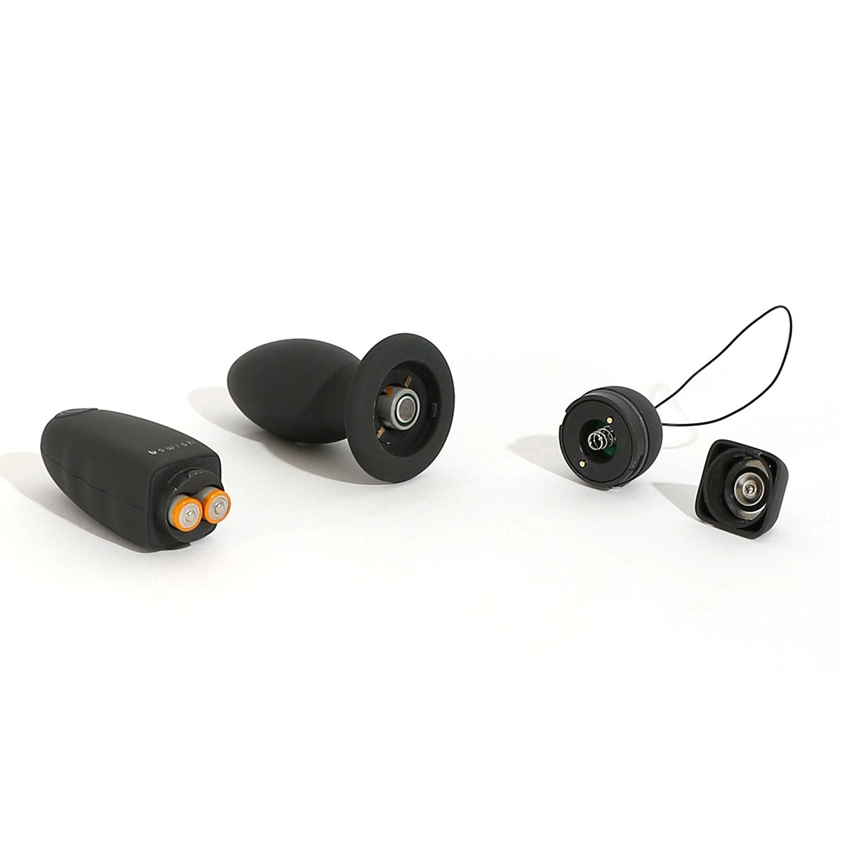B Filled Classic Remote Plug