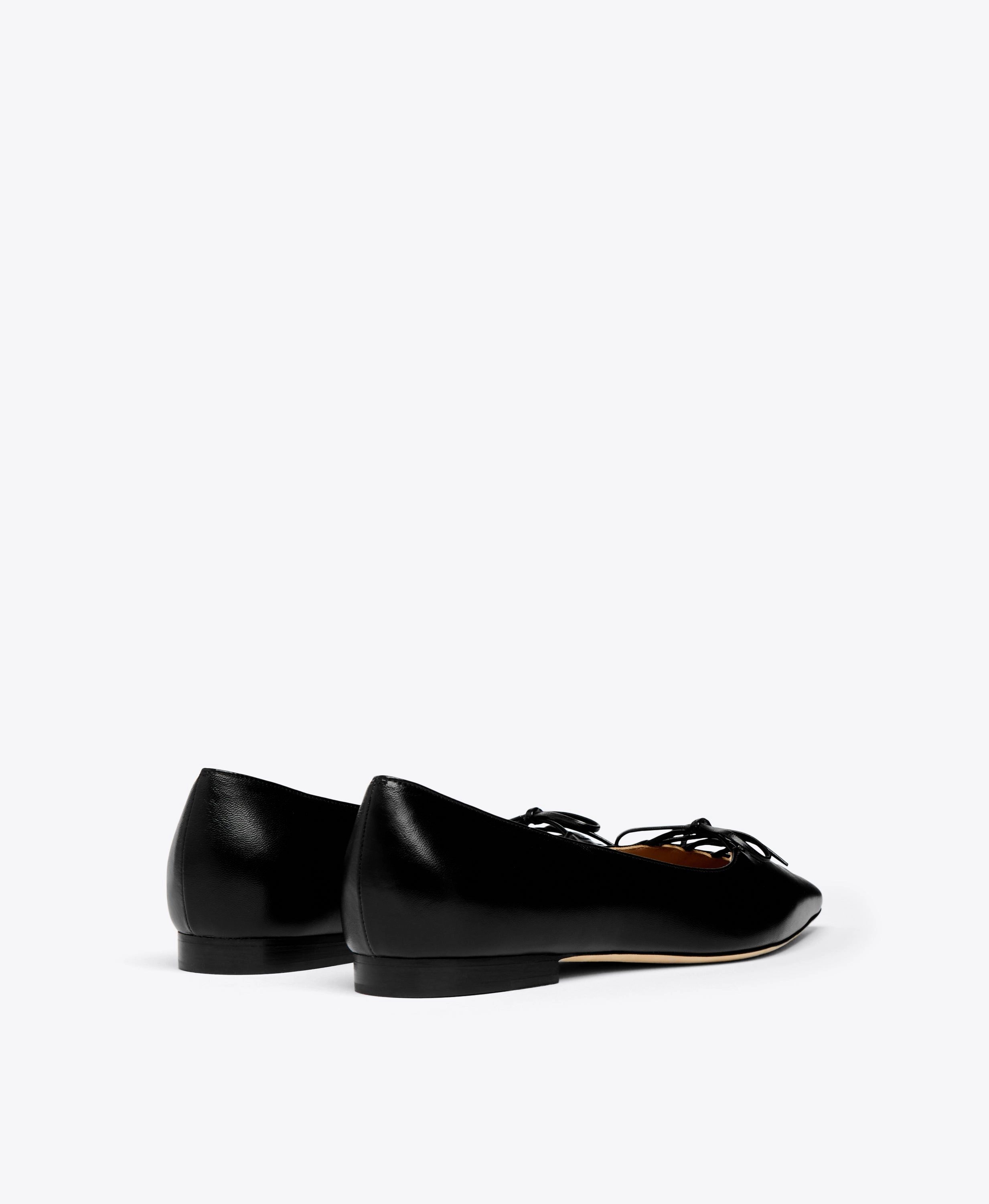 Hedy Black Leather Flat Pumps