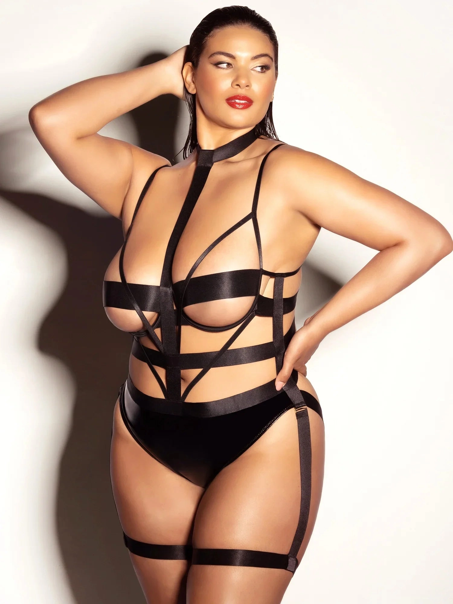 Oh la la Cheri Curvy Lethal Peek-A-Boo Harness Teddy Black