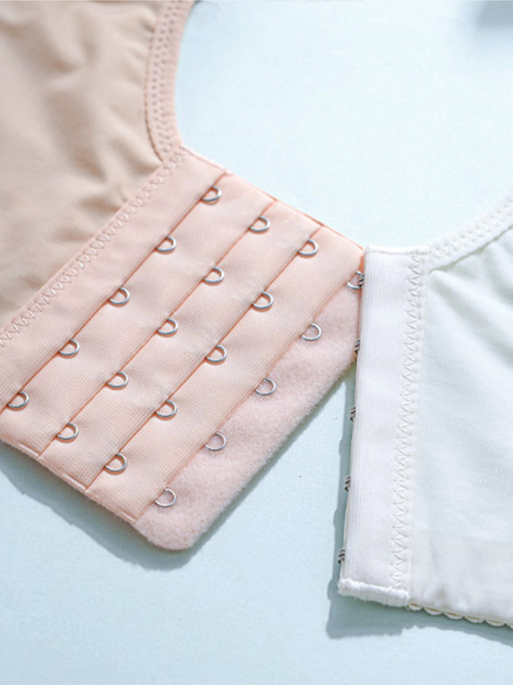 V-Neck Lace Wireless Side Support Bra